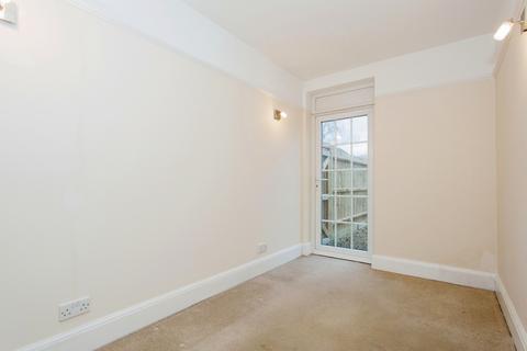 undefined, Milton Road, CAMBRIDGE, CB4