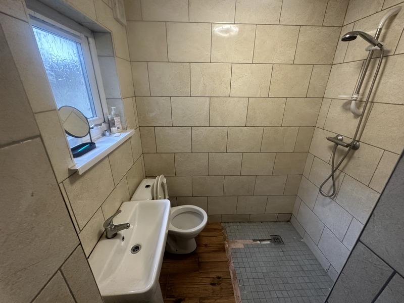 1491 img 3228797 5 a1