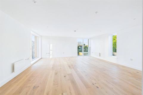 undefined, Contemporary apartment in Upper Clevedon