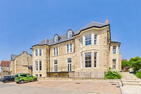 undefined, Contemporary apartment in Upper Clevedon