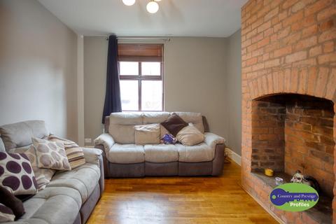 3 bedroom terraced house for sale, Albert Road, Hinckley