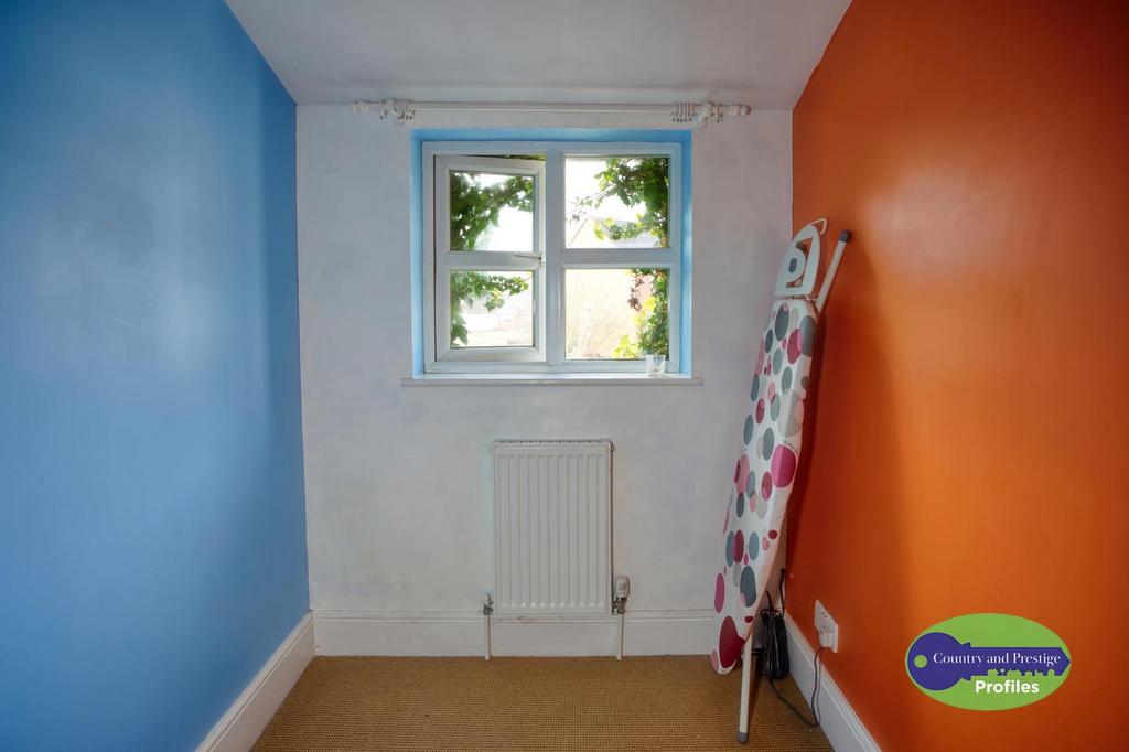 8 Albert rd Hinckley (29).jpg