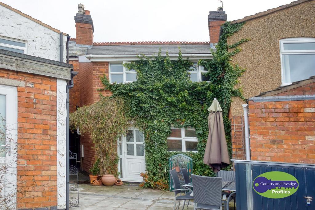 8 Albert rd Hinckley (15).jpg