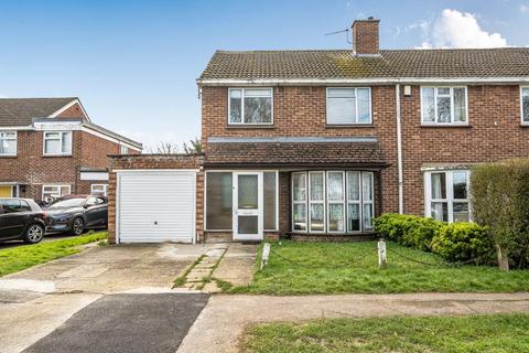 Croft Avenue,  Kidlington,  OX5