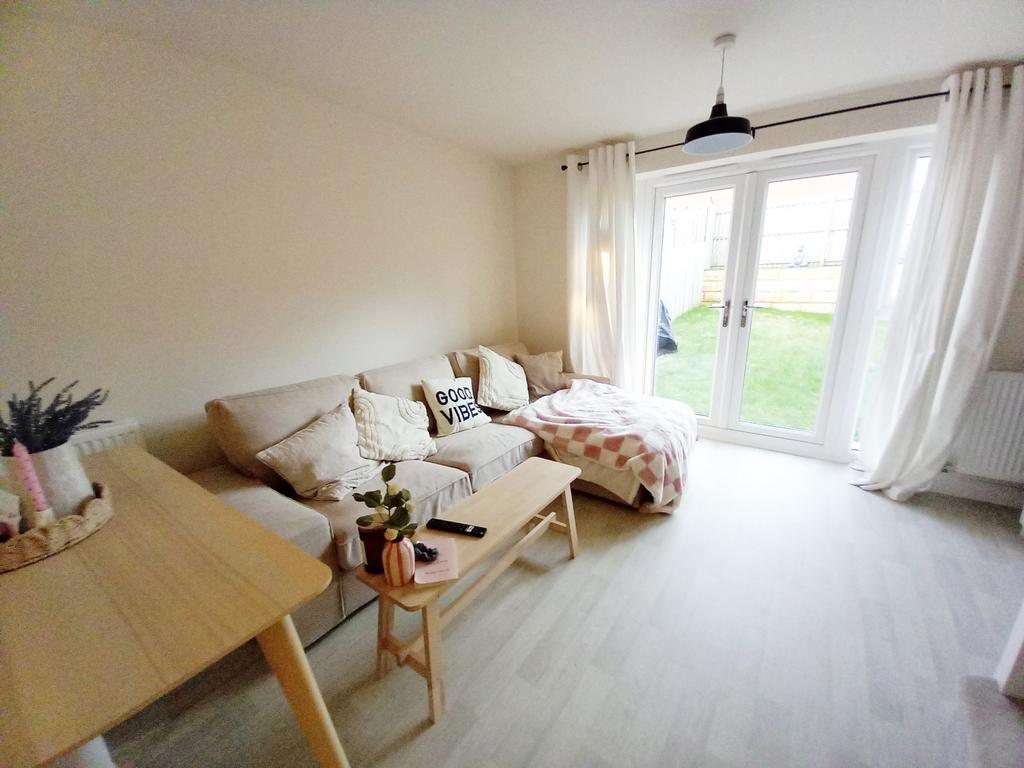 Open plan lounge and kitchen