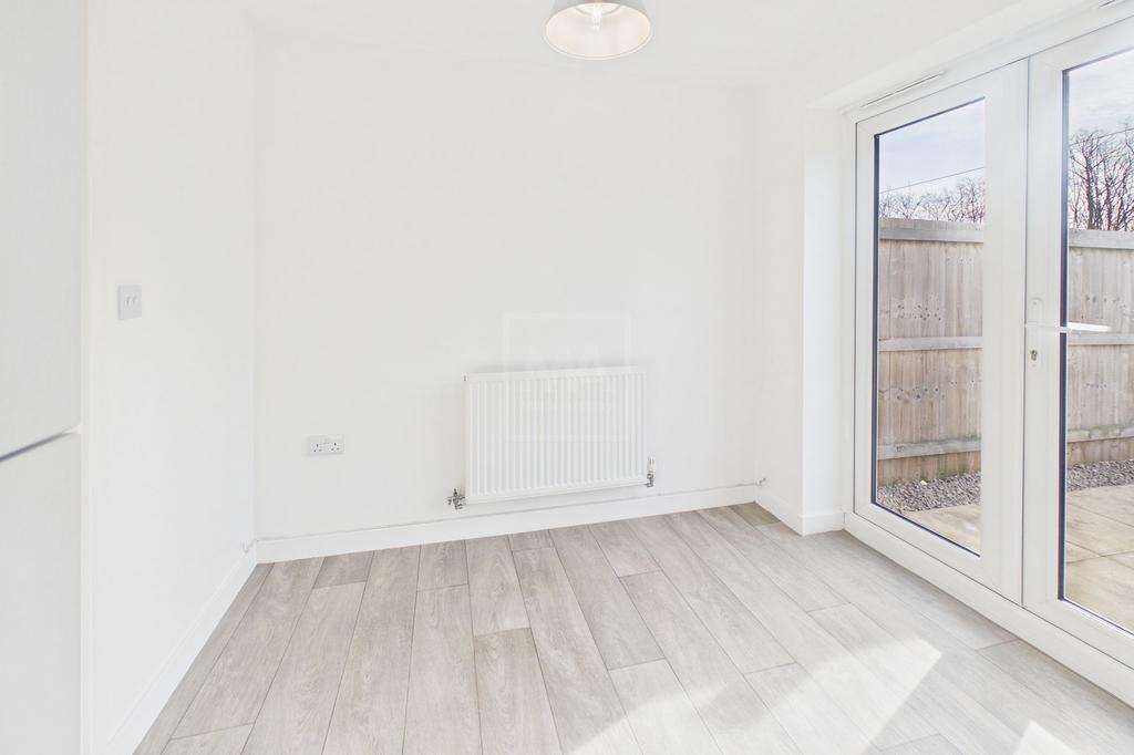 Kitchen/Dining Area