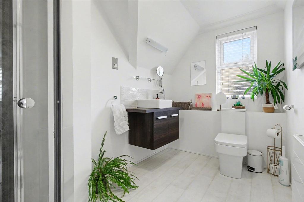 Ensuite-2