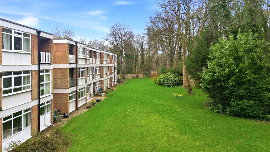 Newtoncourt11
