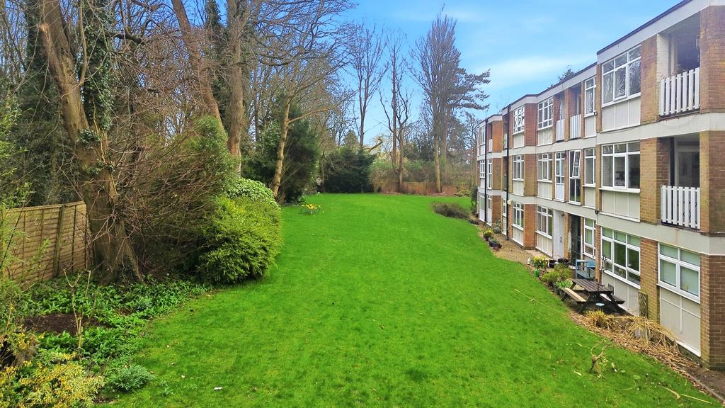 Newtoncourt6