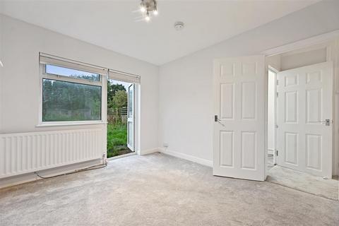 undefined, Woodcroft Crescent, Uxbridge