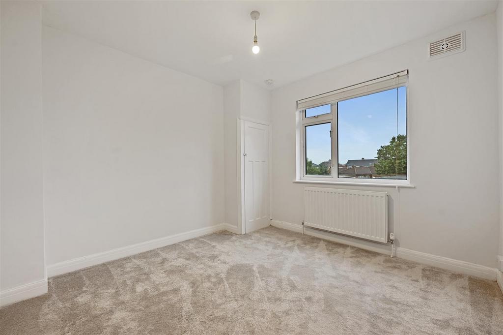 RR - 41 Woodcroft Crescent - Bedroom B3 (1).JPG