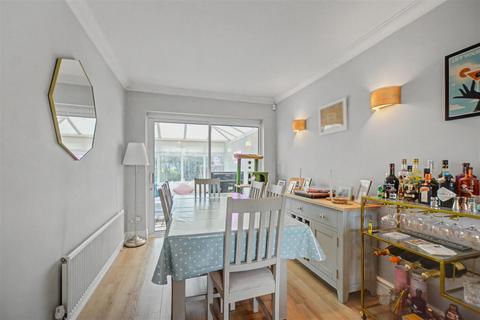 undefined, Norman Close, Chilwell