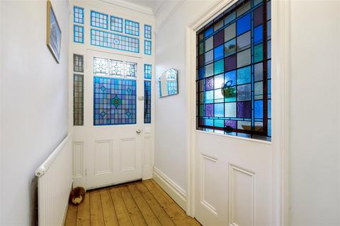 4 bedroom terraced house for sale, Burleigh Place, Darlington
