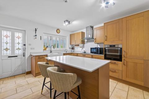 2 bedroom detached house for sale, Back Lane, Kettering NN14