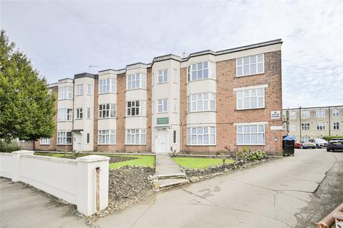 3 bedroom apartment for sale, Brownlow Road, London, N11