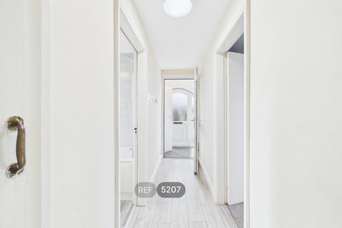 undefined, 42, Woodacre Green, Leeds, LS17 9AB