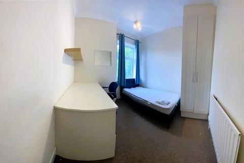 undefined, Seabridge Road, Seabridge, Newcastle-under-Lyme, ST5