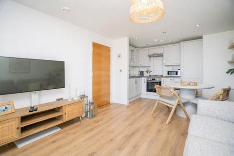 2 bedroom apartment for sale, Princes Way, Bletchley, Milton Keynes, MK2