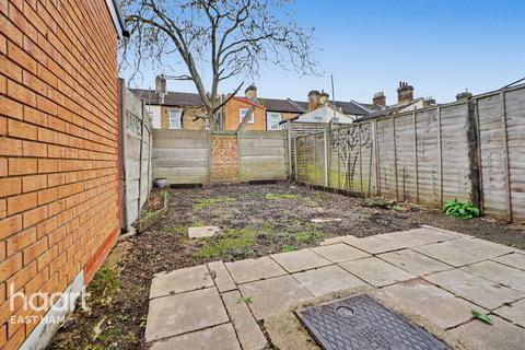 undefined, Heigham Road, London