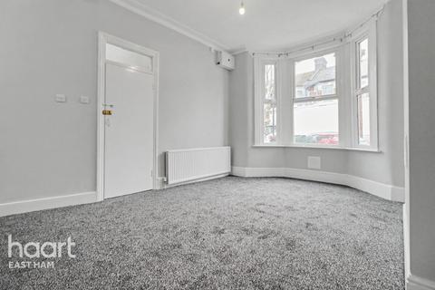 undefined, Heigham Road, London