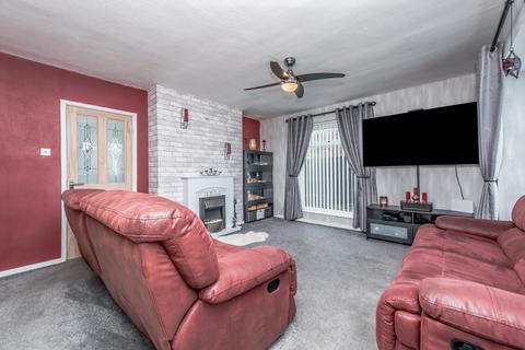undefined, Denbury Mount, Holmewood, Bradford, West Yorkshire, BD4