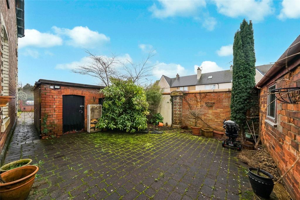Shared Courtyard