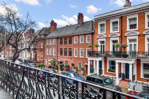 4 bedroom flat to rent, Drayton Gardens, SW10