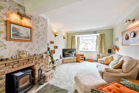 undefined, Kingfield Road, Old Woking, Woking, GU22