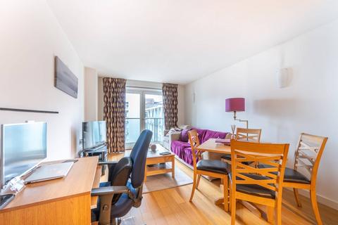 1 bedroom flat for sale, Empire Way, Wembley Park, Wembley, HA9