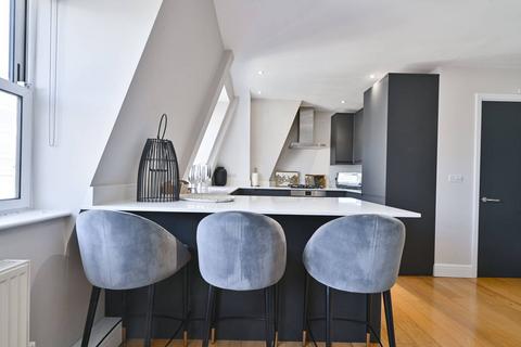 3 bedroom flat to rent, Princeton Street, Bloomsbury, London, WC1R