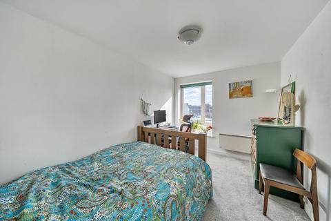 1 bedroom apartment for sale, Station Road, London