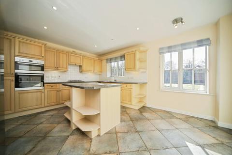 5 bedroom detached house for sale, Terry Gardens, Ipswich IP5