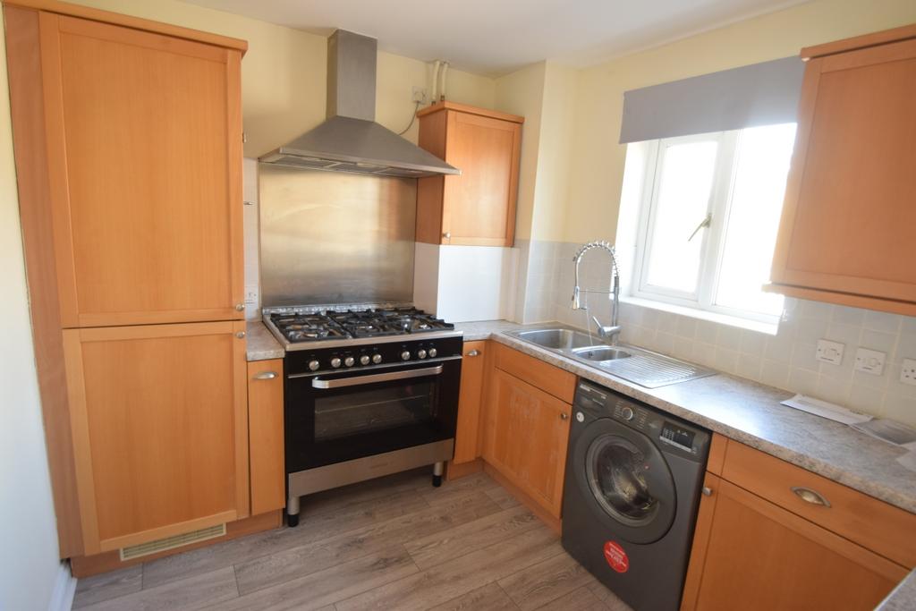 Kitchen / Dining Roo