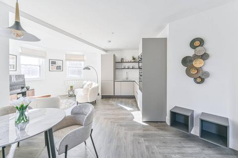 2 bedroom flat for sale, The Wharf Collection, London SW11