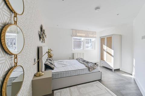 1 bedroom flat for sale, The Wharf Collection, London SW11
