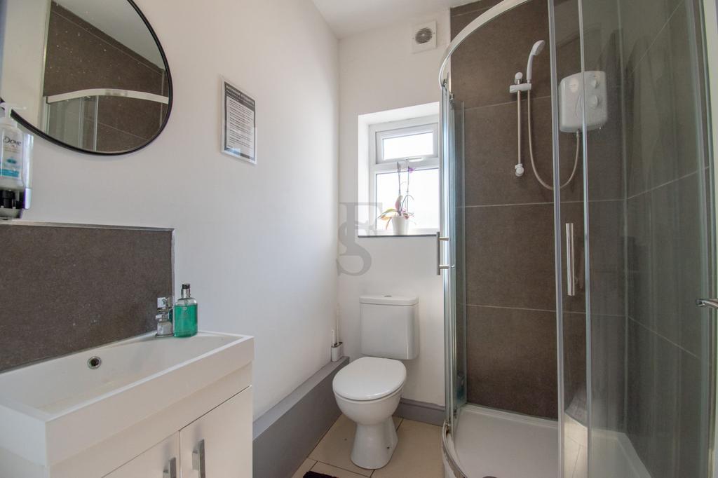 House in Leicester, Aylestone Park - View 4