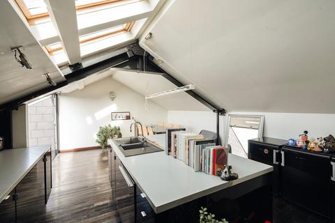 3 bedroom terraced house for sale, Blenheim Gardens, London SW2