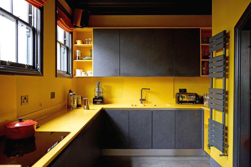 330333 - kitchen edit 2.jpg