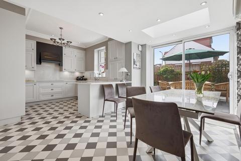 6 bedroom house for sale, Grosvenor Road, Wanstead
