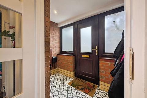 5 bedroom detached house for sale, Vernon Grove, Caldicot, NP26