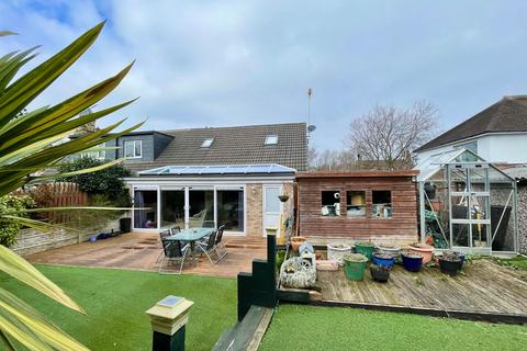 undefined, Edgerton Grove Road, Huddersfield, HD1