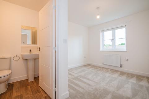 3 bedroom house to rent, at Tithe Barn, 11 Ethelred Road EX1