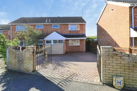 Wordsworth Crescent, Kidderminster, Worcestershire, DY10