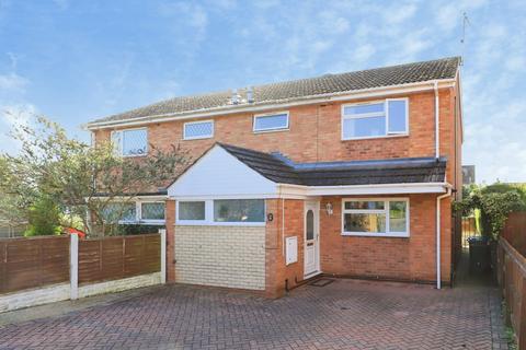 3 bedroom semi-detached house for sale, Wordsworth Crescent, Kidderminster, Worcestershire, DY10