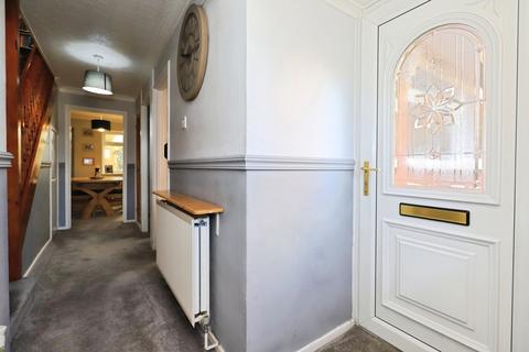 3 bedroom semi-detached house for sale, Wordsworth Crescent, Kidderminster, Worcestershire, DY10