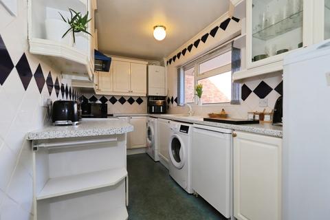 3 bedroom semi-detached house for sale, Wordsworth Crescent, Kidderminster, Worcestershire, DY10
