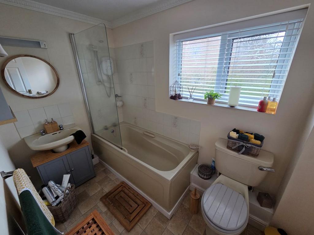 Flat 16
