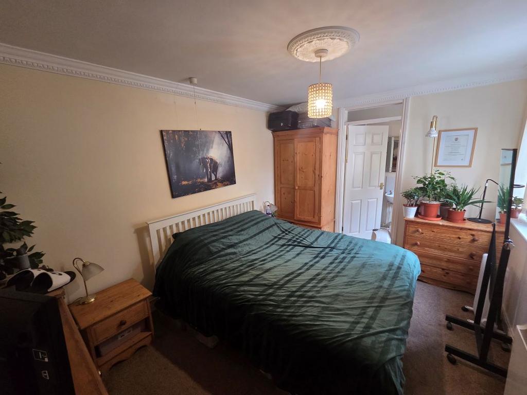 Flat 101