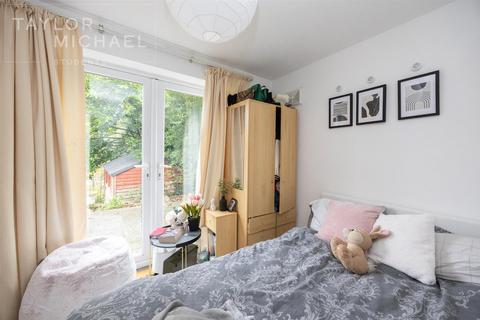 5 bedroom terraced house to rent, The Byway, Brighton