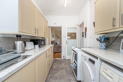 2 bedroom semi-detached bungalow for sale, 35 Montrose Crescent, Lochore, KY5 8EA